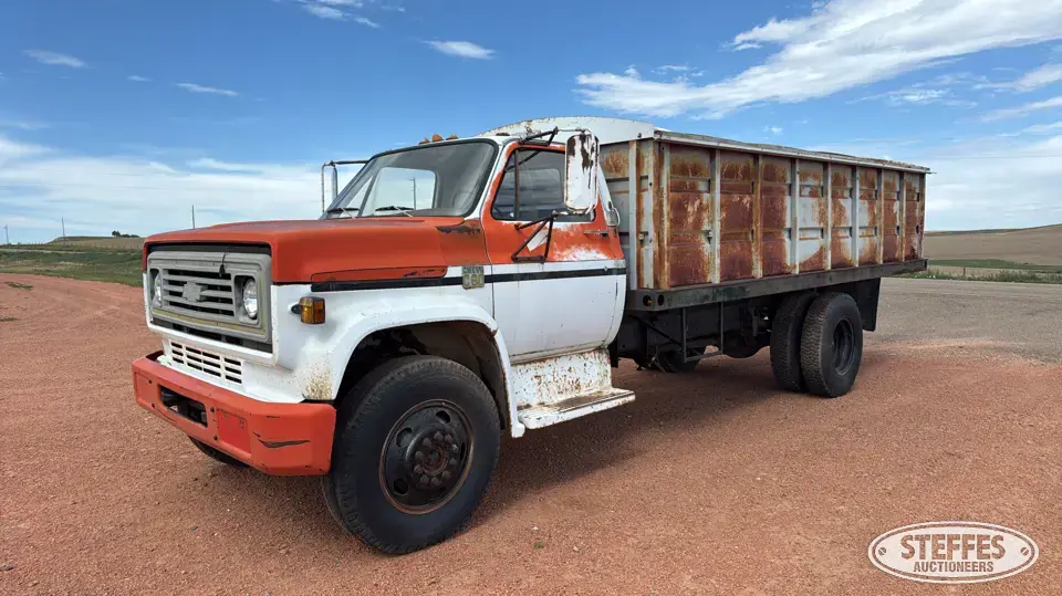 1976 Chevrolet C60 Grain Truck