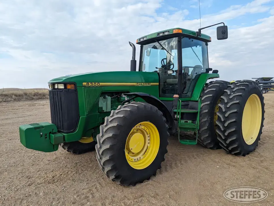1995 John Deere 8300 MFWD Tractor