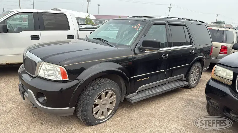 2003 Lincoln Navigator SUV