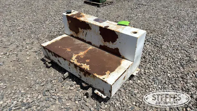 Better Built 100 gal. fuel transfer tank