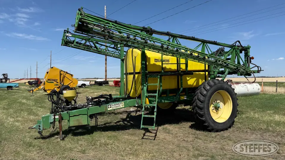 2005 Summers Ultimate NT Pull-Type Sprayer