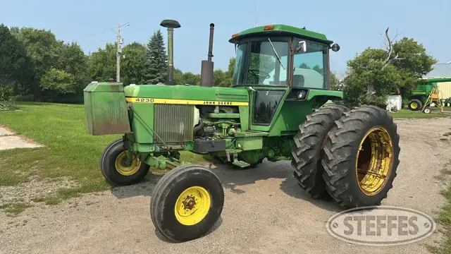 1977 John Deere 4230