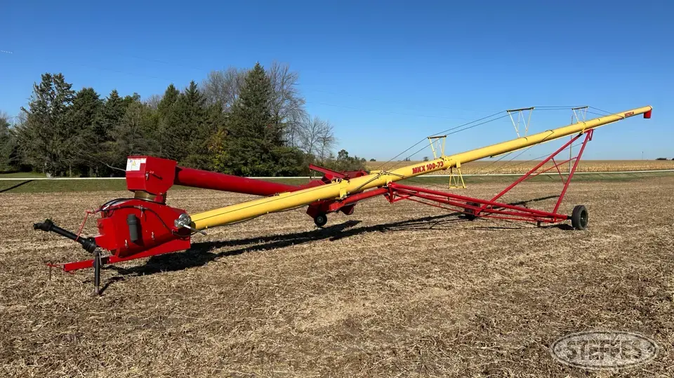 2016 Westfield MKX 100-73 Swing Hopper Auger