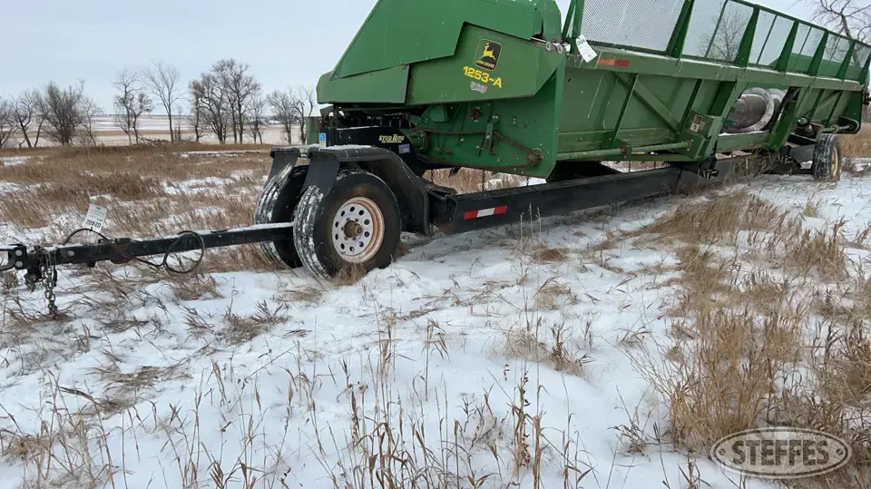 Stud King MD32 Header Trailer