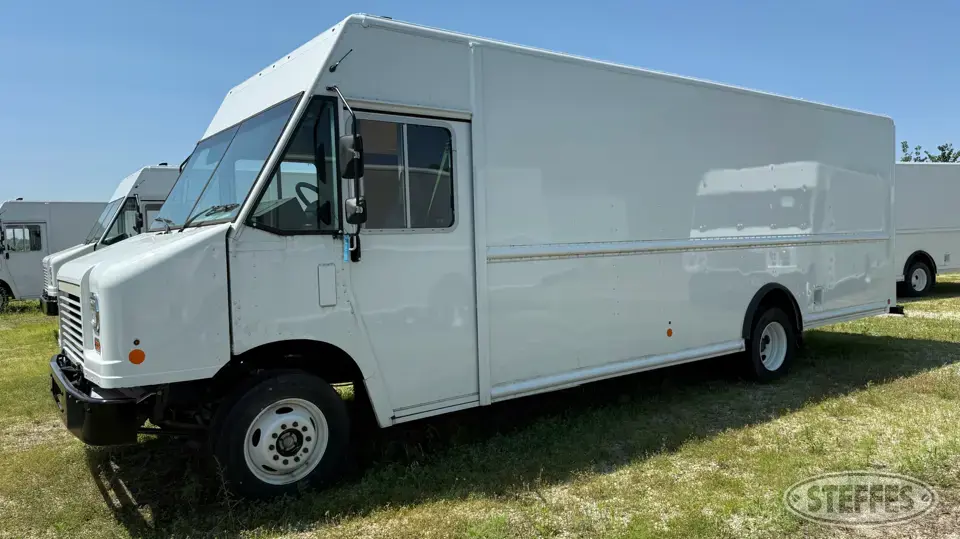 2021 Ford F59 P1200 Utilimaster Van Truck