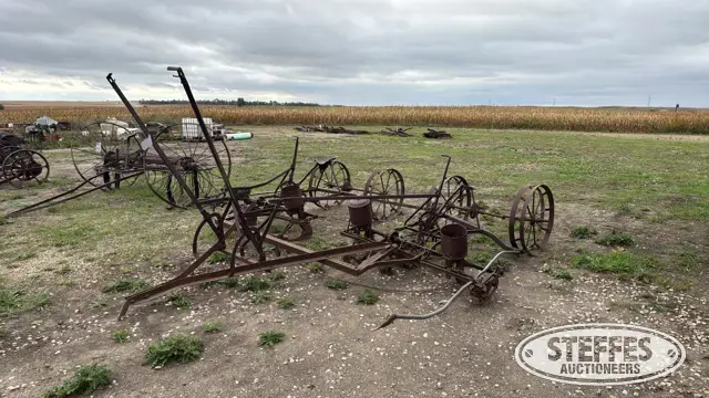 4-row planter