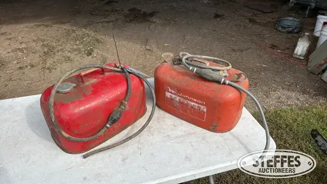 (2) Fuel tanks