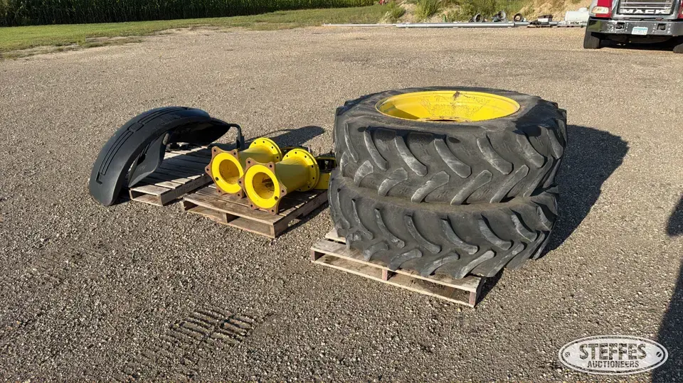 (2) Alliance Farmpro 420/85R34 tires Tractor-Implement Tire