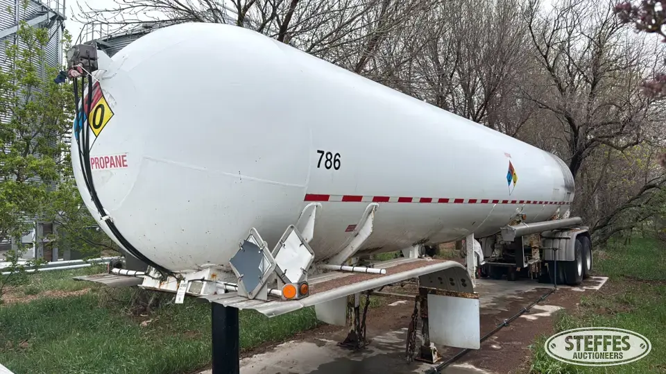 1981 Trinity Tank Trailer