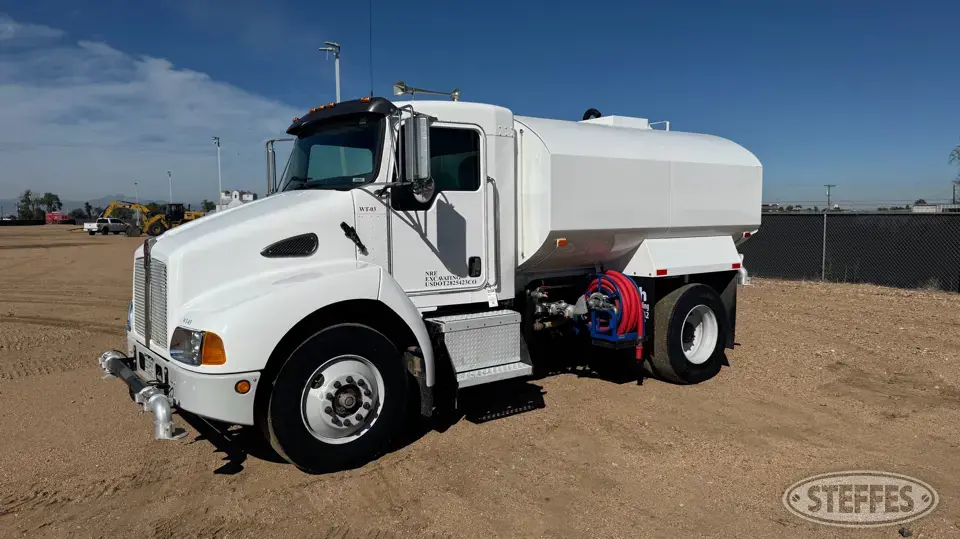 2005 Kenworth T300 Water Truck