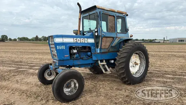 1975 Ford 8600
