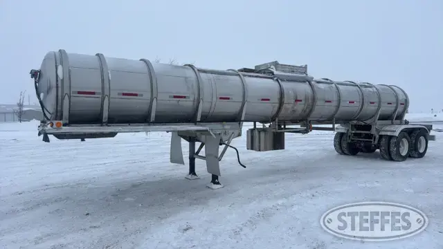 1988 Stainless Fertilizer Tanker