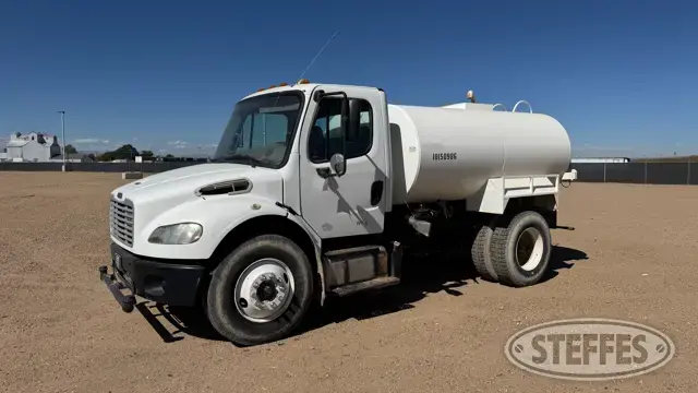 2013 Freightliner M2 2,000 gal.