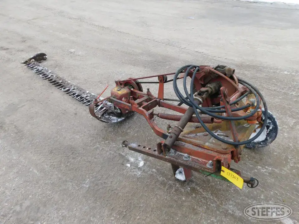 International 125 Sickle Mower