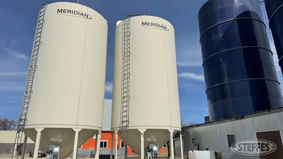 Meridian MGM5000 Hopper Bin