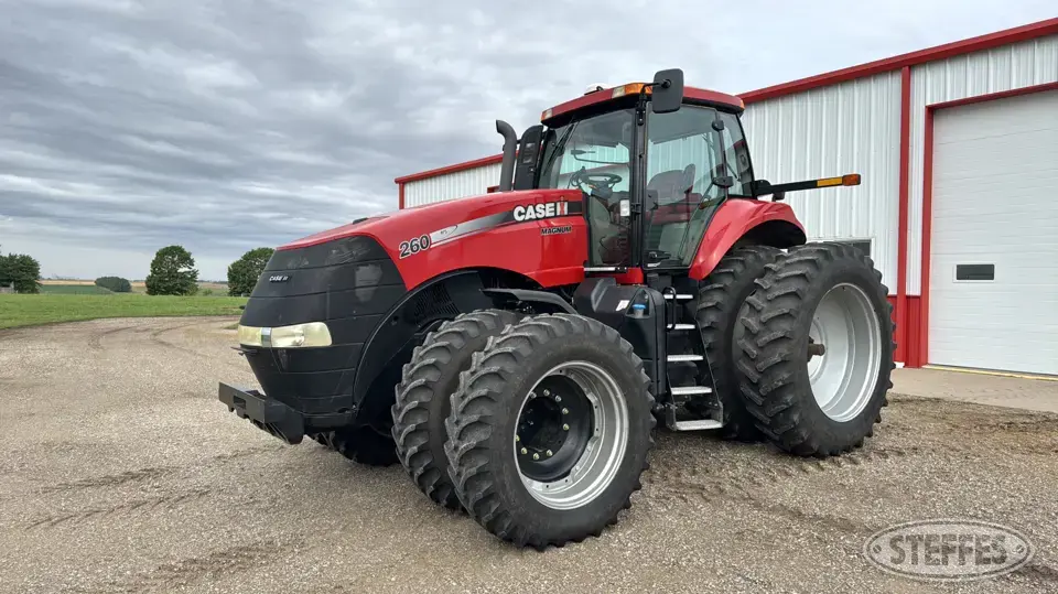 2012 Case IH Magnum 260 MFWD Tractor