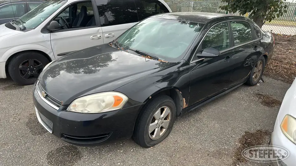 2010 Chevrolet Impala LT Car