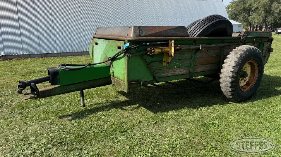 John Deere 40 Manure Application Equipment