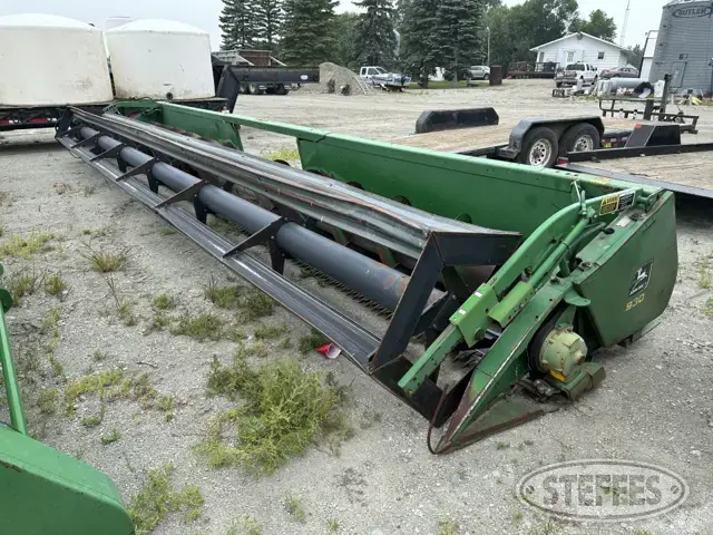 1993 John Deere 930