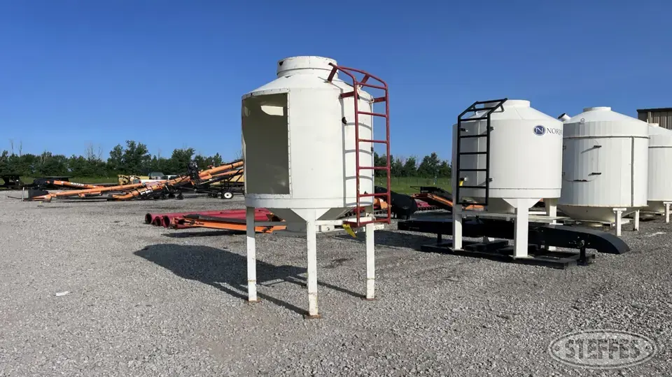 Friesen FR404 Hopper Bin