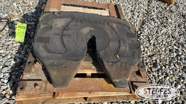 Fontaine air slide 5th wheel