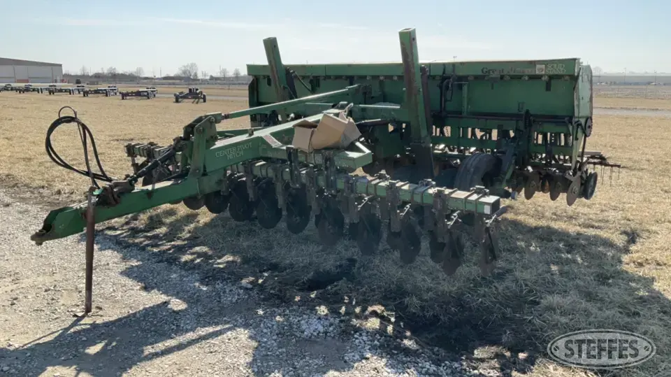 Great Plains Solid Stand 15 Press Drill