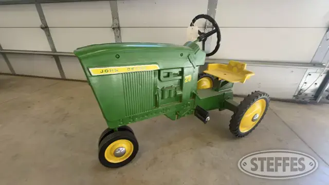 1965 John Deere 20
