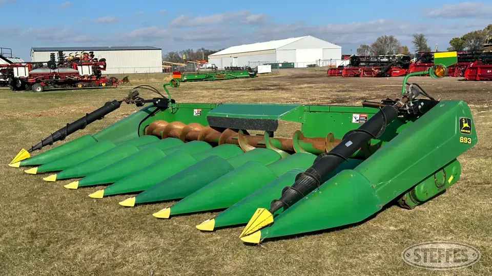 1998 John Deere 893 Corn Head