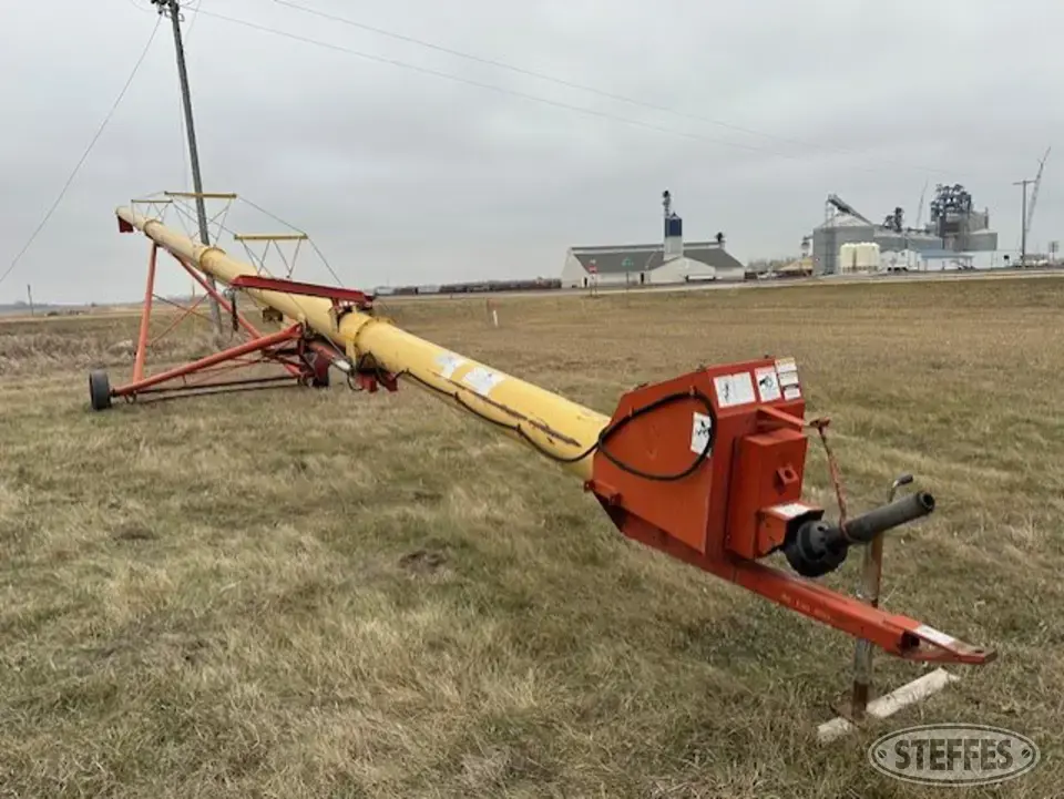 Westfield MK130-71 Swing Hopper Auger