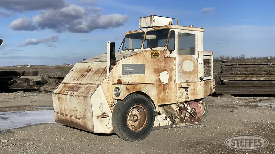 Elgin 375 Sweeper