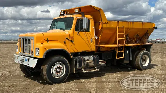 2002 International 2554