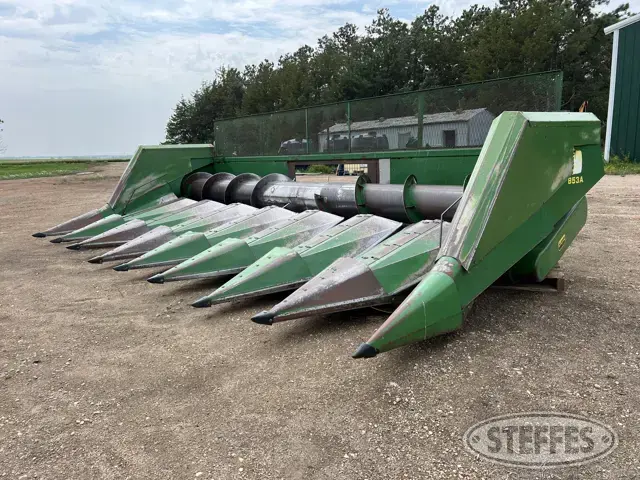 John Deere 853A