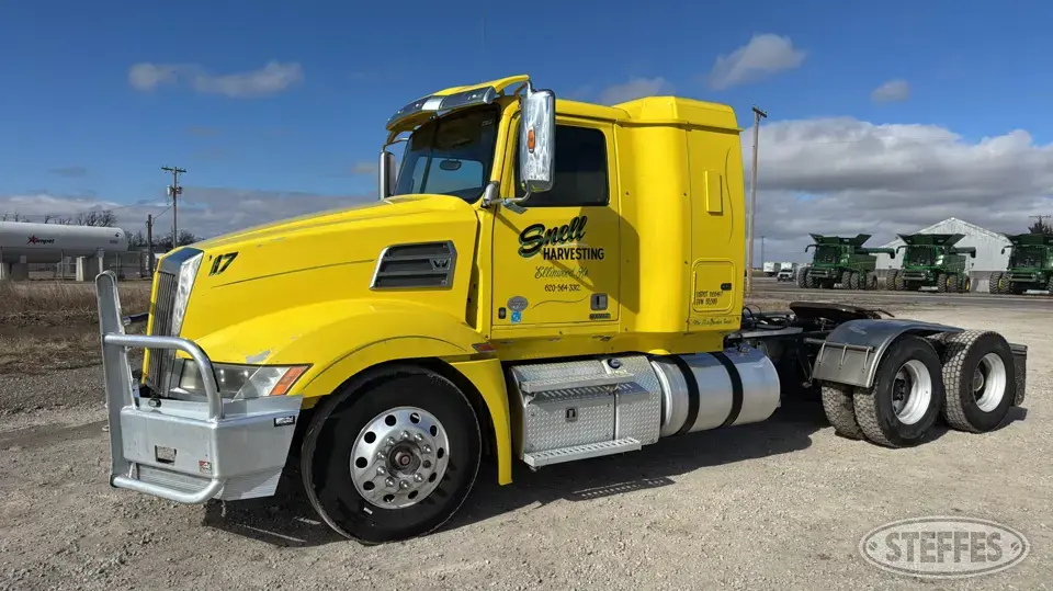 2017 Western Star W5700XE Conventional Truck with Sleeper