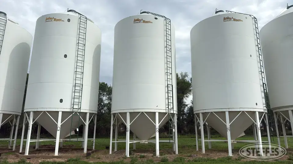 2005 Amber Waves Hopper Bin