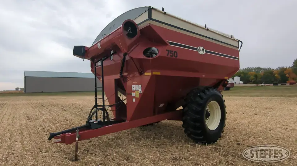 J&M 750 Grain Cart