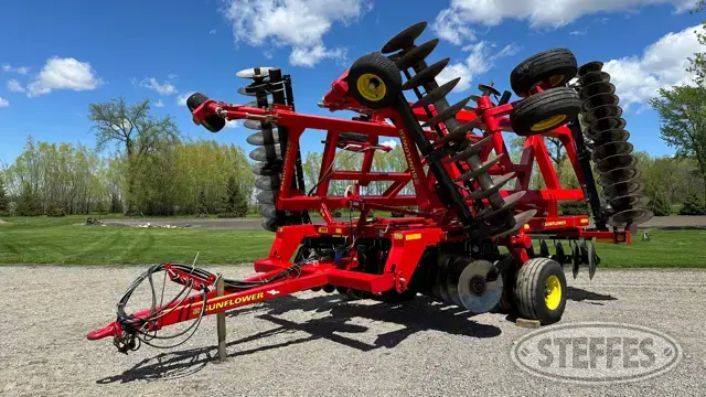 2014 Sunflower 1435-26