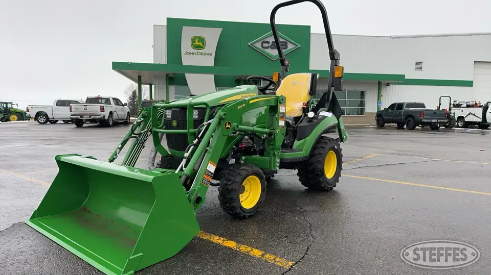 2023 John Deere 1025R MFWD Tractor