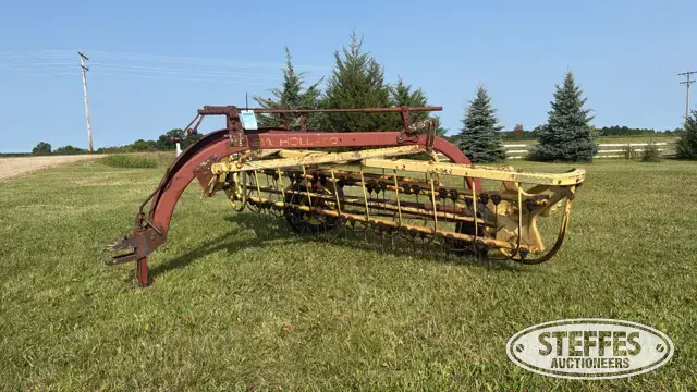 New Holland 256