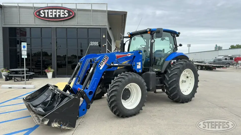 2009 New Holland T6070 MFWD Tractor