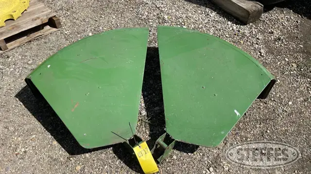 (2) John Deere B antique tractor fenders