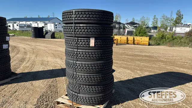 (8) Invovic FM750 11R24.5 tires