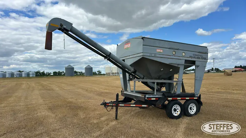 2003 Convey-All BTS240 Bulk Seed Tender Trailer