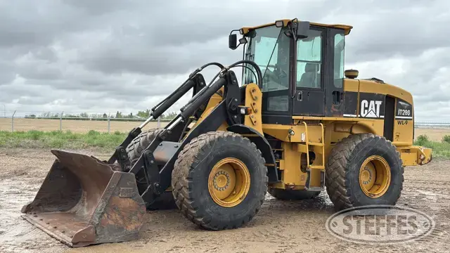 1997 CAT IT28G