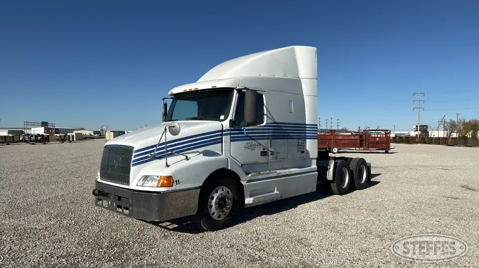 1999 Volvo VNL64T Conventional Truck with Sleeper