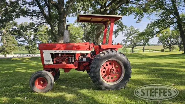 1975 International 1066