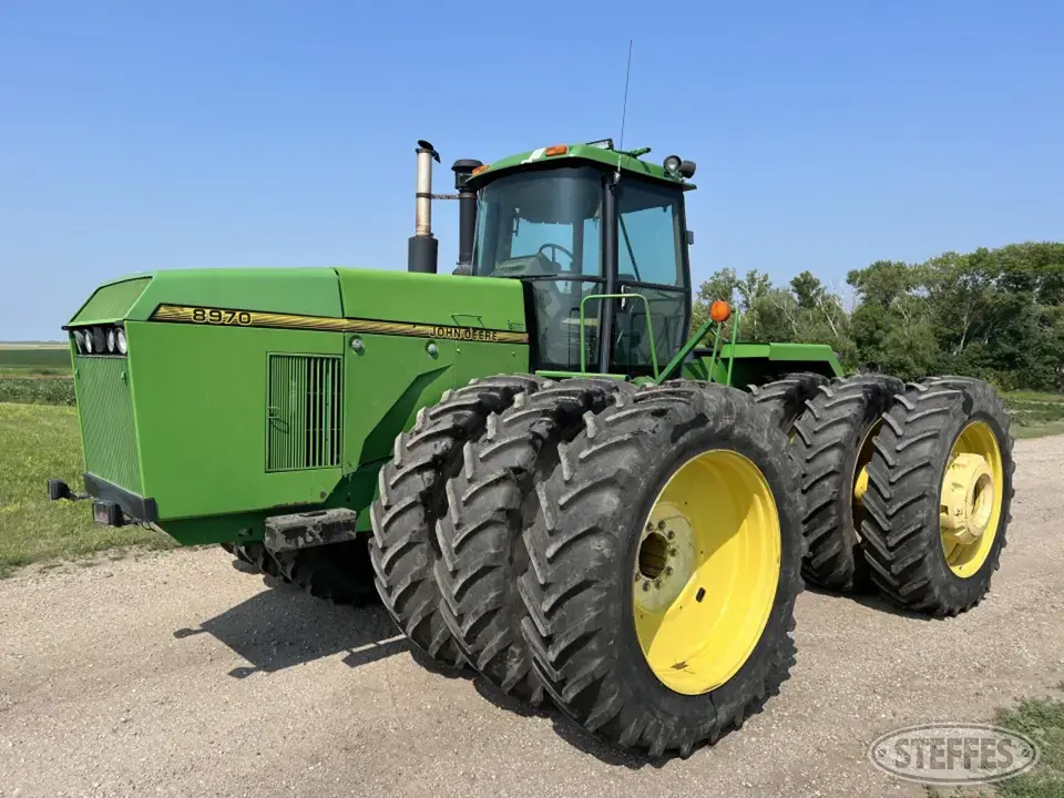 1995 John Deere 8970 4WD Tractor