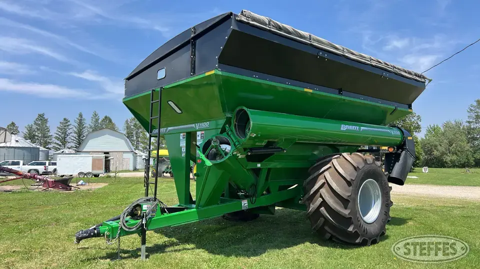 2022 Brent V1100 Grain Cart