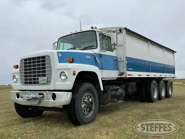 1982 Ford LT9000