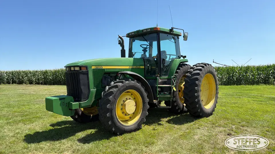 1997 John Deere 8100 MFWD Tractor