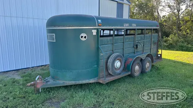 1980 W-W Trailer